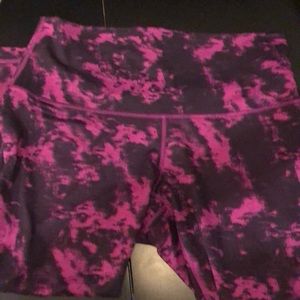 Lululemon size 12 capris